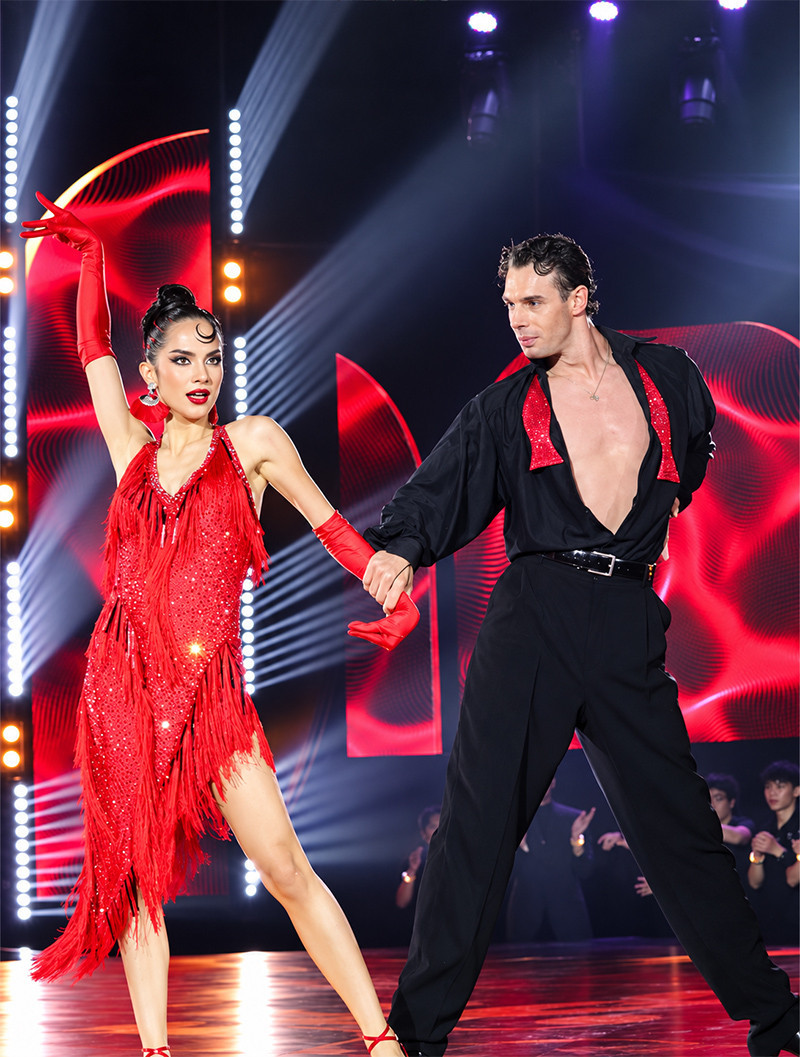 Emma Le 14a.jpg