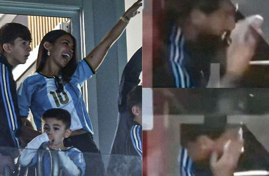Messi đã khóc!