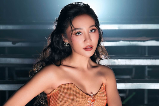 Mỹ nhân sinh năm 1994 từng gây sốt truyền hình ở tuổi 16, nay diện bikini khoe dáng gợi cảm, nhan sắc thăng hạng