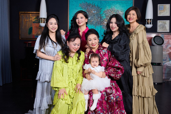 Nữ NSND, diva nhạc Việt sẽ vào phim Tết của Trấn Thành là ai? - Ảnh 9.