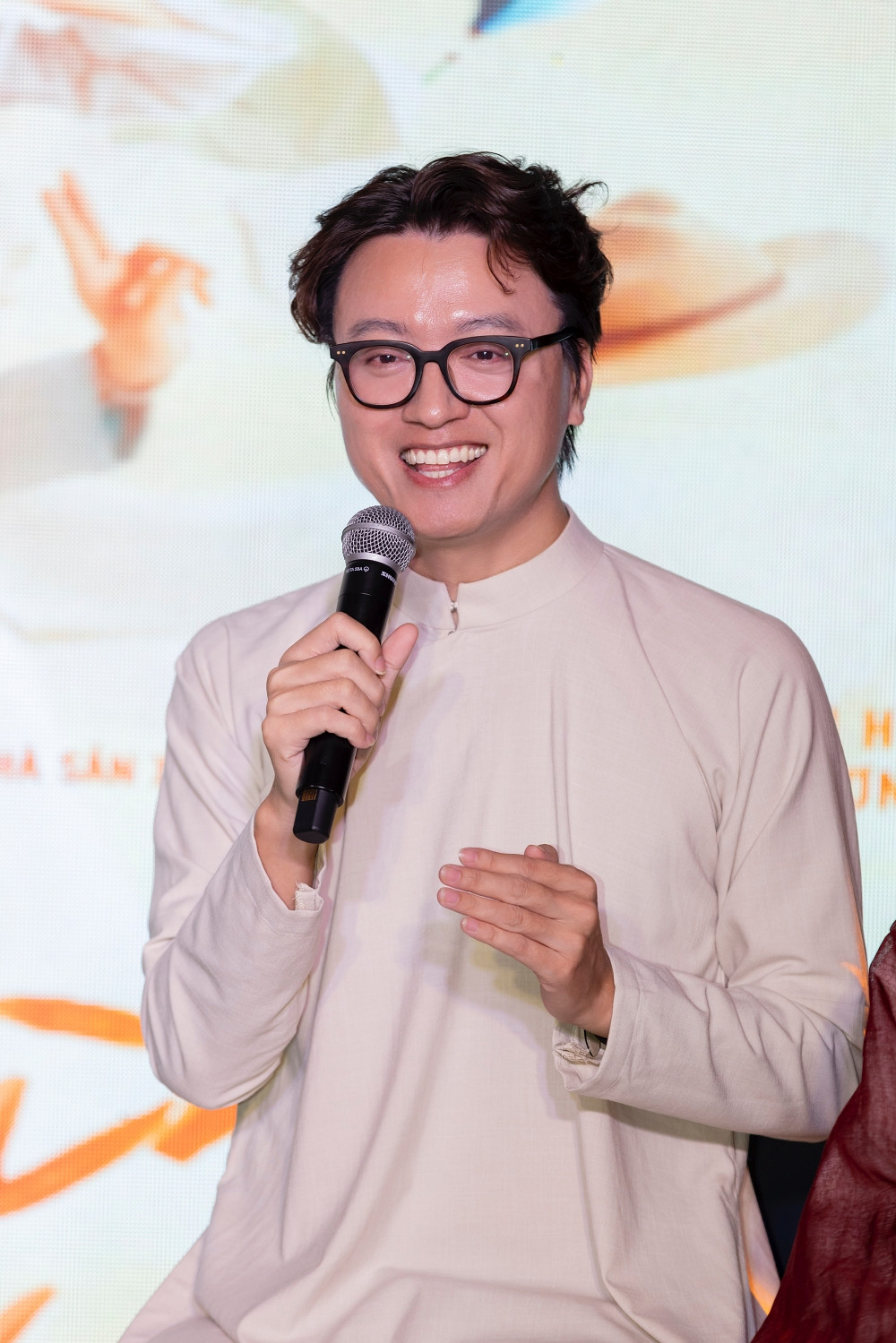 Phim Nha Minh Di Thoi 2.Jpg