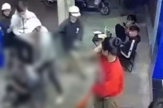Nam sinh lớp 9 bị đánh tử vong do ghen tuông: Danh tính 3 đối tượng tham gia hành hung