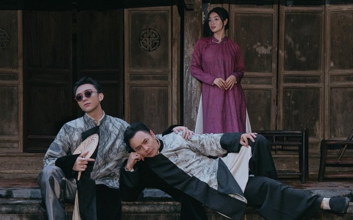 Gần đây nhất, cô xuất hiện trong MV