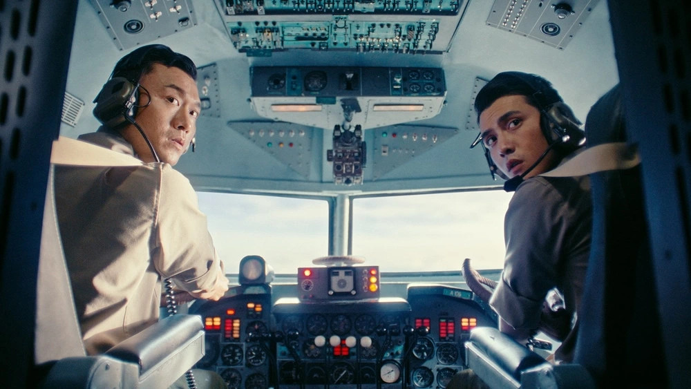 ve ngoai san chac cua nam dien vien tram ty dong chu Dong tu hinh anh 6