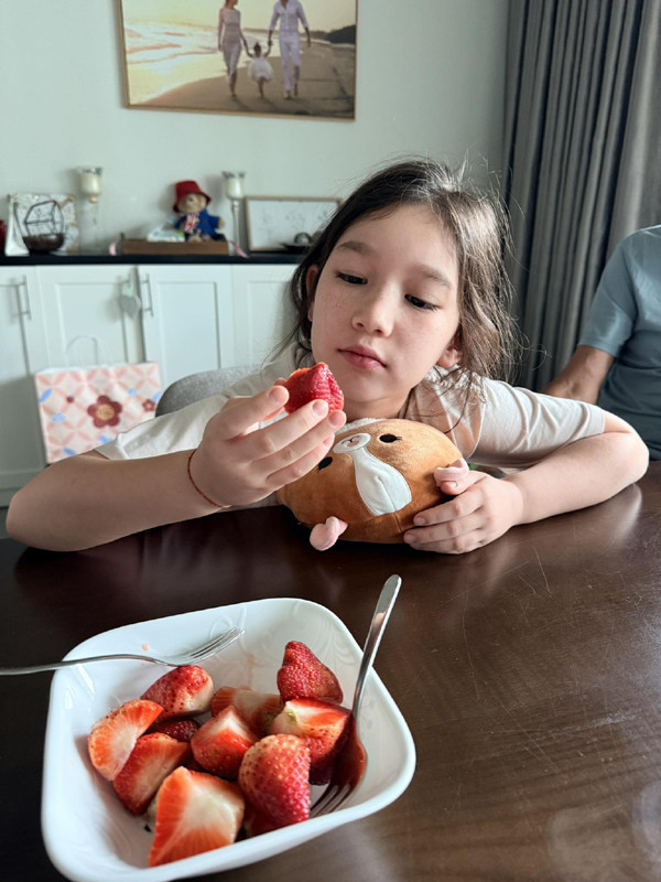 Con gái lai Tây của Hà Anh xúng xính áo dài đón Tết  - Ảnh 7.