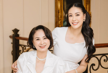 Hà Kiều Anh gói bánh chưng ở Mỹ, đón Tết cùng bố mẹ