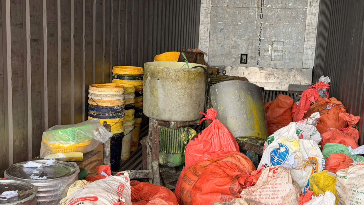 Dụng cụ để pha trộn chế biến riềng xay.jpg