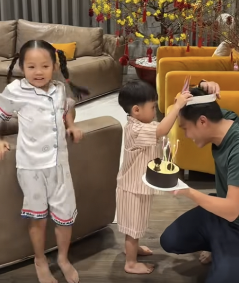 Cường Đô la hạnh phúc Bên gia đình trong sinh nhật đặc biệt năm 2026 - Ảnh 3.