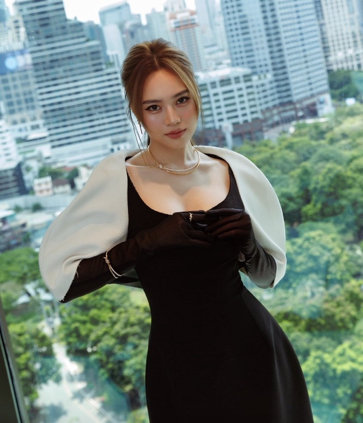 Lan Ngọc vẫn độc thân ở tuổi 35.