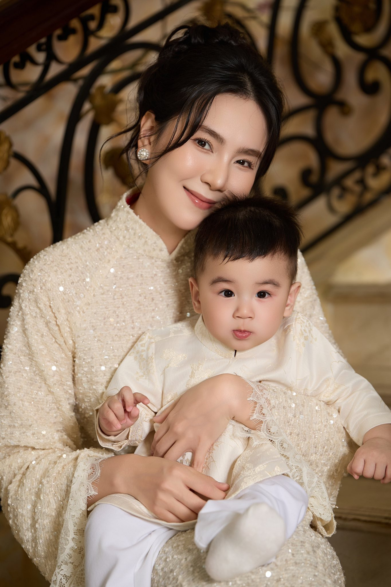 Biểu cảm đáng yêu của con trai MC Mai Ngọc khiến fan ' đốn tim ' 2026 - Ảnh 1.