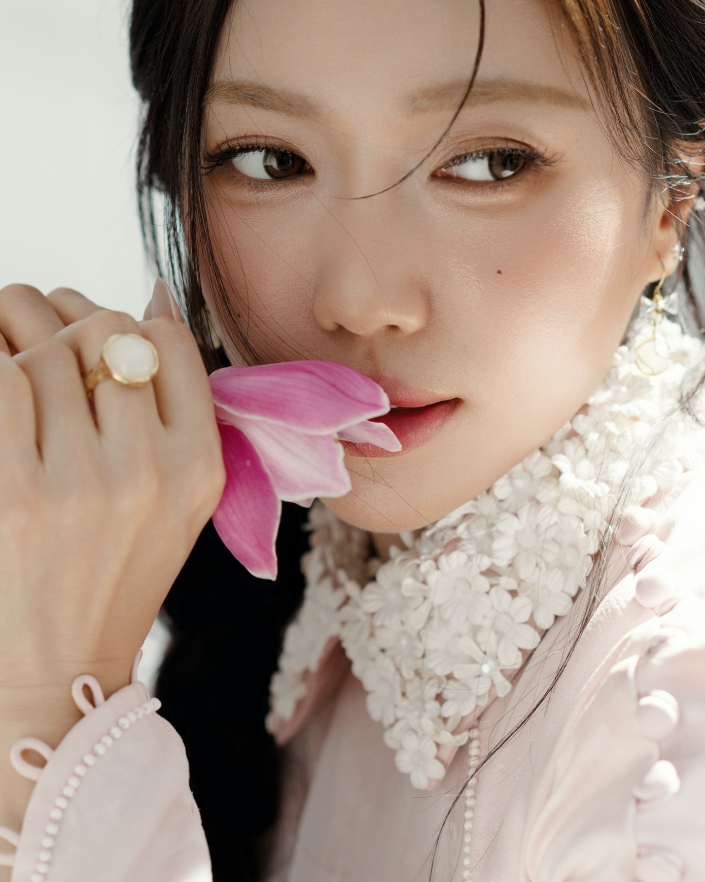 Diệu Nhi đẹp dịu dàng trước thềm năm mới, biết ơn vì được khán giả yêu thương - Ảnh 3.