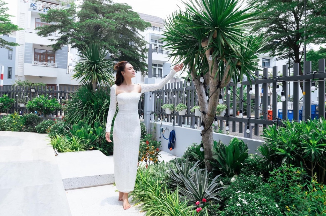 Mỹ nhân tuổi Ngọ nổi tiếng nhất nhì showbiz: U40 giàu có nhưng vẫn độc thân - Ảnh 3.