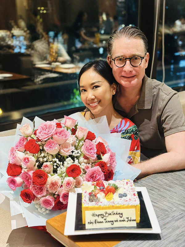 Nữ ca sĩ tuổi Ngọ lấy chồng Thụy Điển ở đời thực có cuộc sống viên mãn, tròn đầy - Ảnh 8.