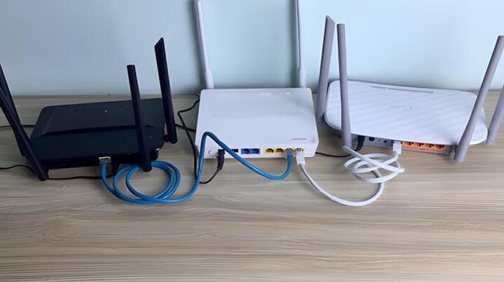 Chọn vị trí đặt router wifi ở khu vực có thể phủ sóng rộng trong nhà.