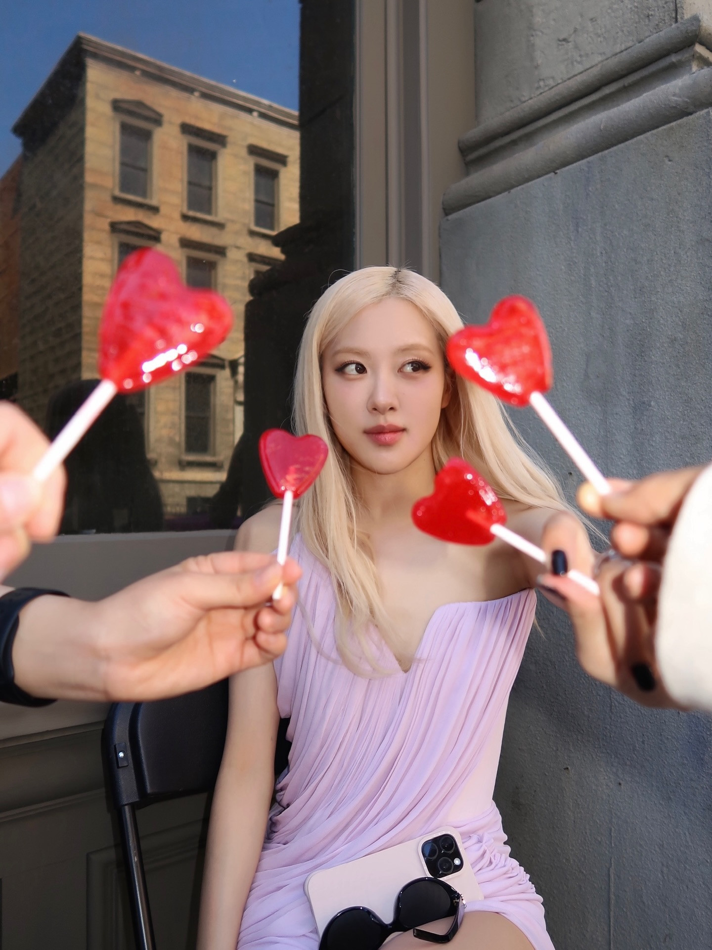 rosesarerosie632553140183320208852687516071210554296947464n