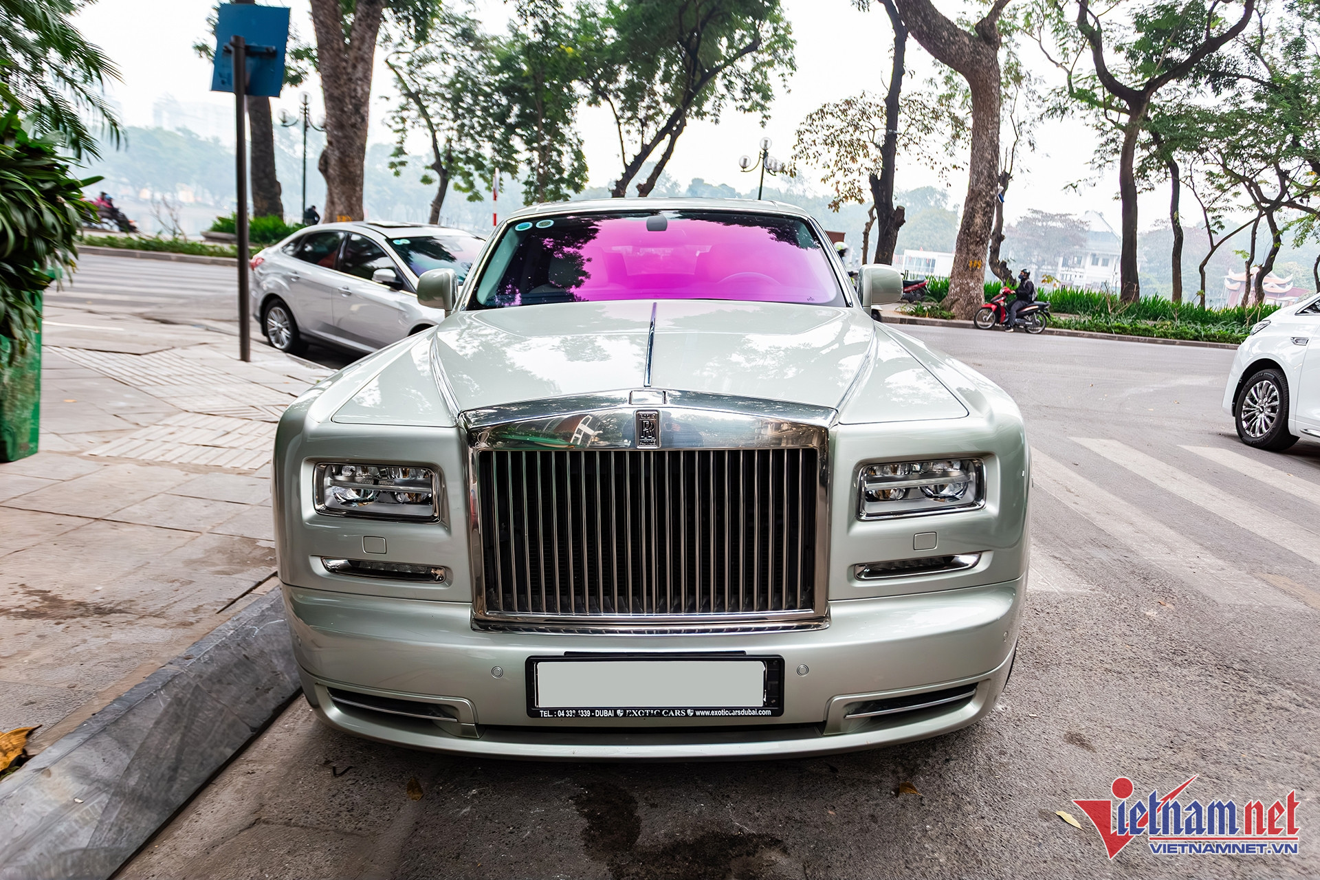 W-phantom hadar 1.JPG.jpg