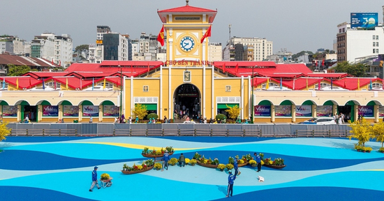 Đề nghị tạm dừng chỉnh trang chợ Bến Thành và Hồ Con Rùa