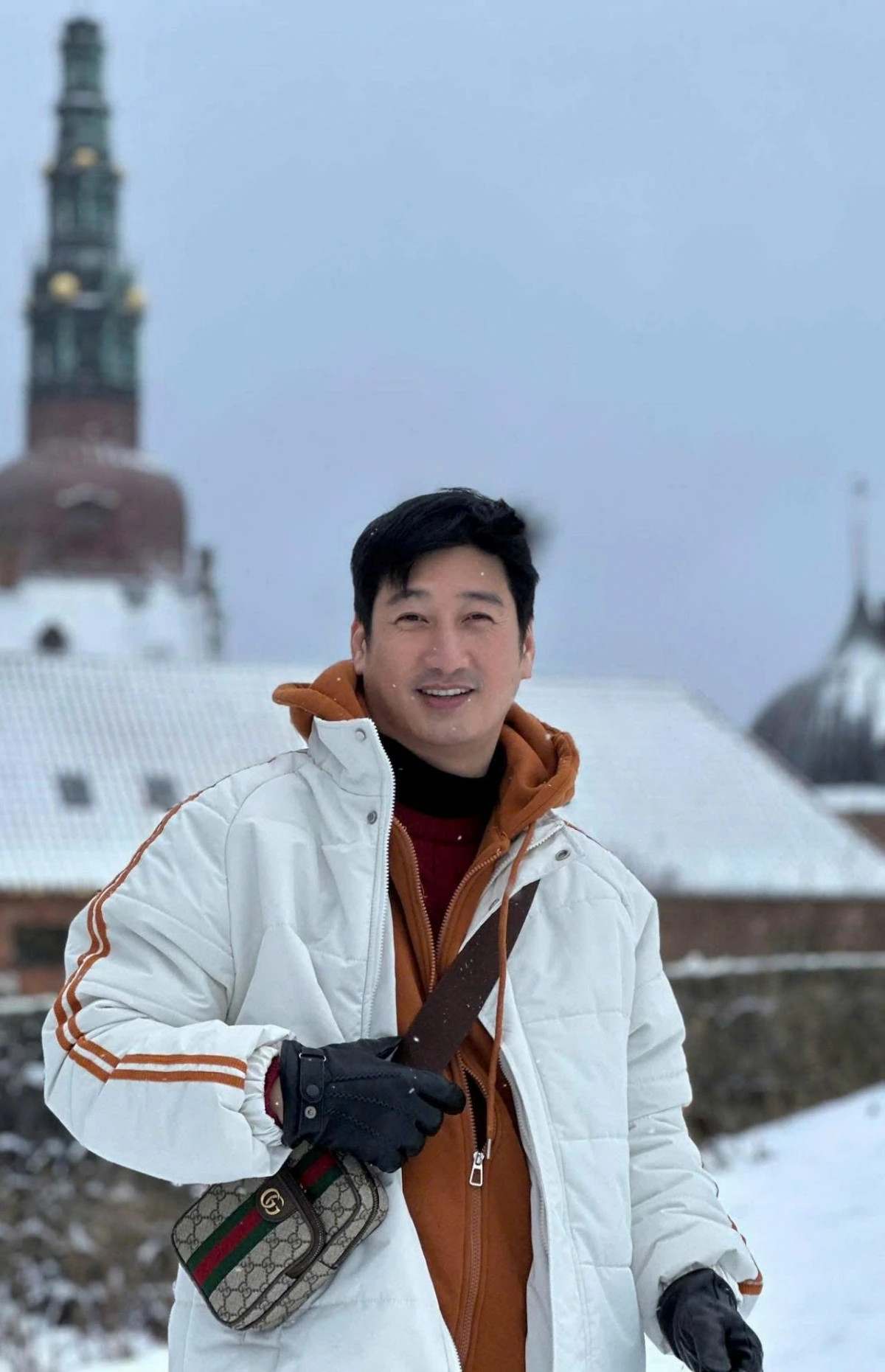 sao viet 2 2 diem my 9x khoe voc dang nuot na hinh anh 4