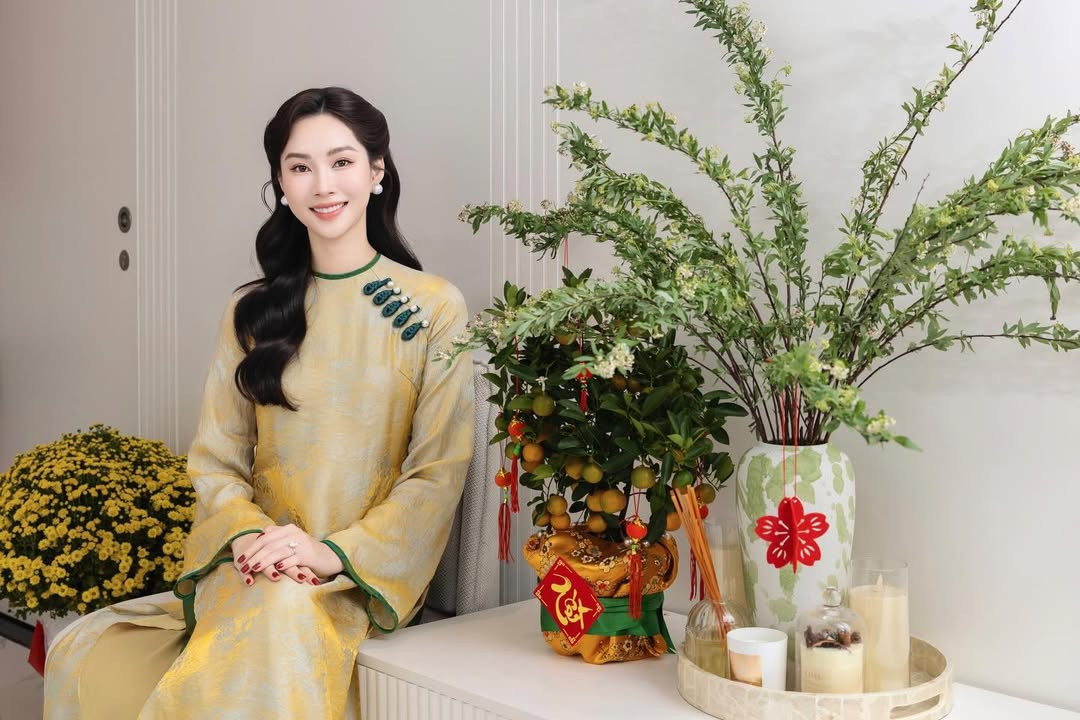 Hoa hậu Đặng Thu Thảo thả nhẹ vài tấm ảnh mùng 3 Tết mà ai cũng phải xuýt xoa - Ảnh 2.