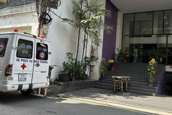Phát hiện người đàn ông nước ngoài tử vong bất thường trong khách sạn ở TPHCM