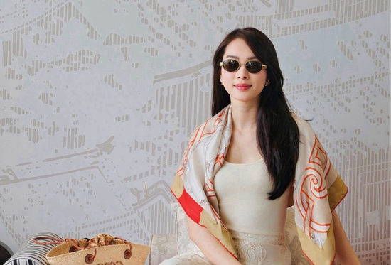 Dàn hoa, á hậu xả ảnh 4 ngày Tết