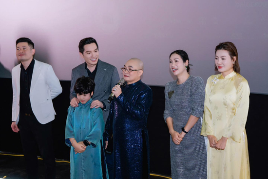 Phim Tết có sự xuất hiện của Xuân Hinh bị truyền thông 'bẩn', NSX nói gì?