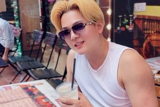 Ca sĩ Vũ Hà nhập viện cấp cứu đúng vào ngày sinh nhật mùng 5 Tết