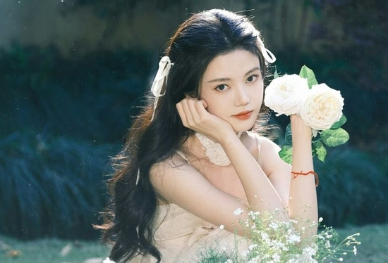 Liên tiếp từ ngày 23/2 đến ngày 25/2/2026, 3 con giáp vàng bạc rủng rỉnh, nắm trong tay tiền tỷ đổi vận giàu sang