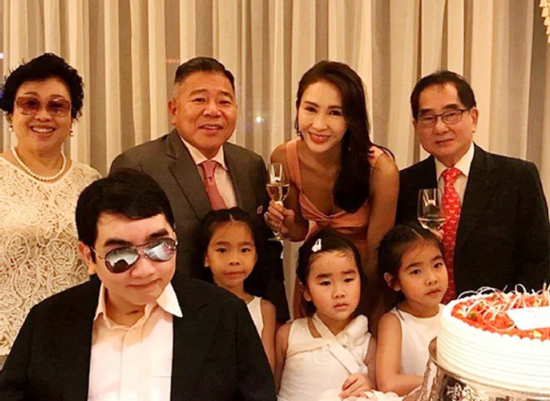 'Đệ nhất mỹ nhân TVB': Giải nghệ sau khi cưới ông trùm khuyết tật hơn 15 tuổi, cuộc sống hiện thế nào?