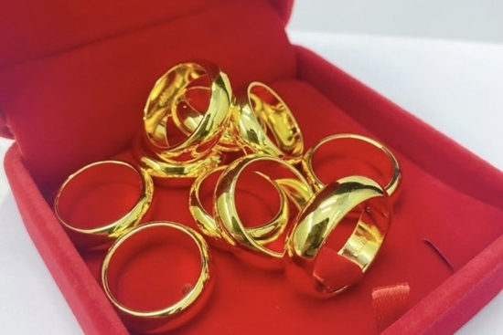 Giá vàng nhẫn bỏ xa vàng miếng
