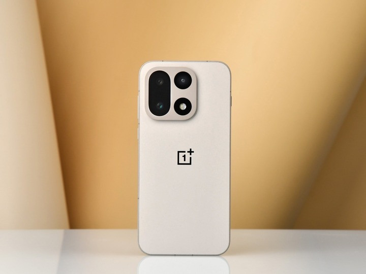 Top 5 điện thoại sạc nhanh nhất năm 2026 - 6