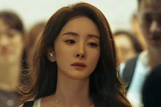 Váy len của Dương Mịch trong 'Kinh Trập Vô Thanh' tạo nên cơn sốt thời trang