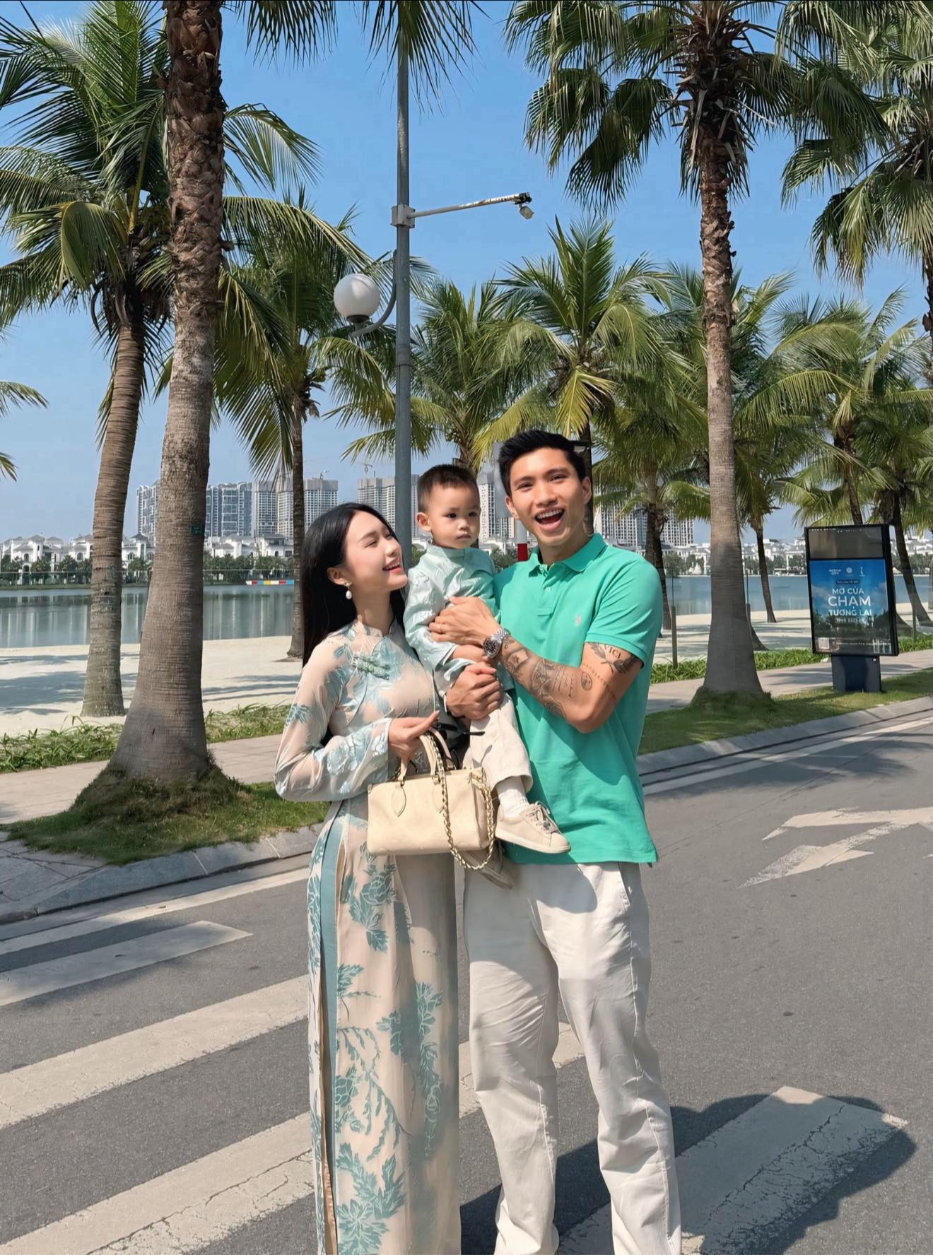 Doãn Hải My và Đoàn Văn Hậu nổi bật trong bộ ảnh du xuân 2026 - Ảnh 2.