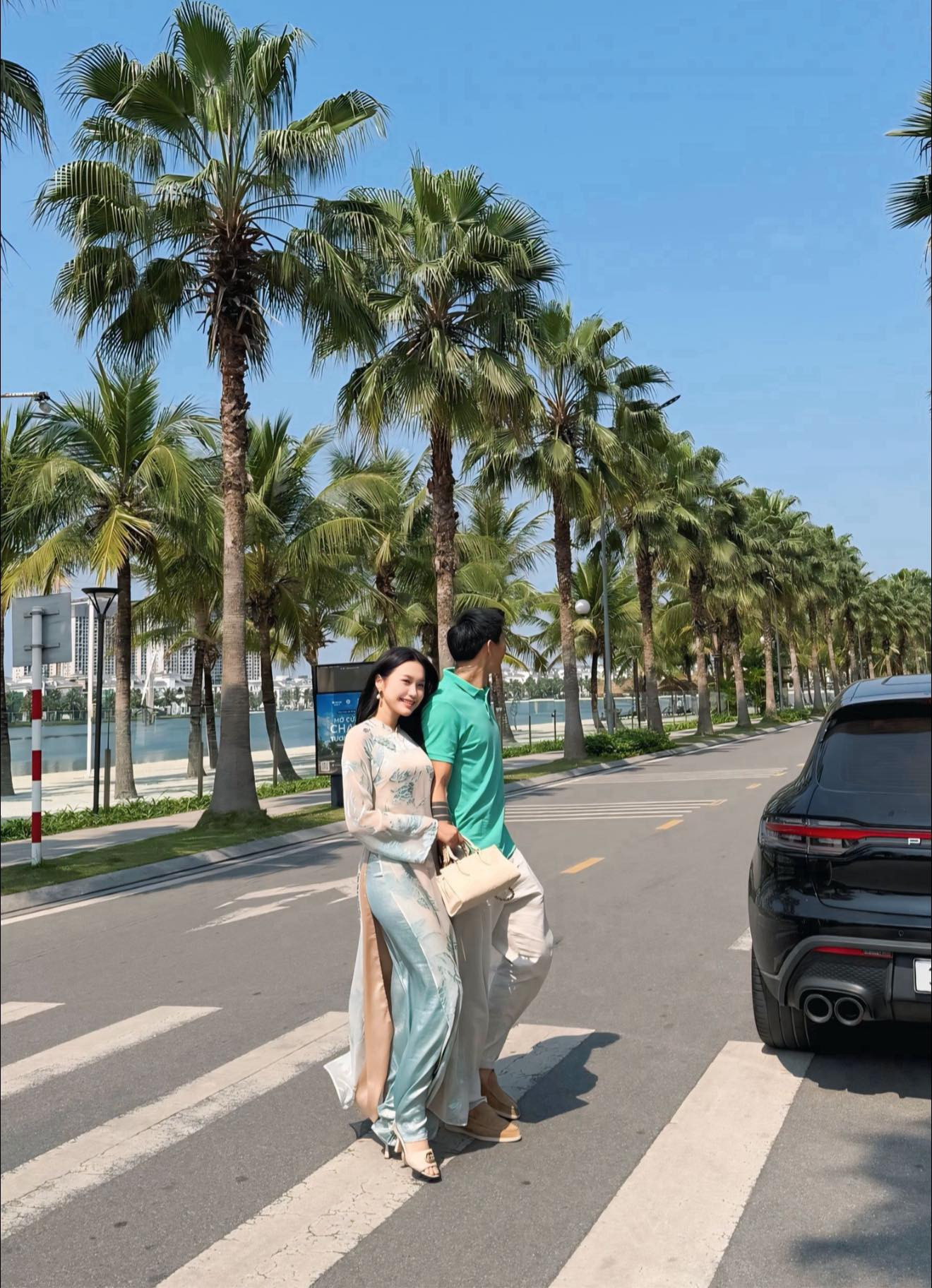 Doãn Hải My và Đoàn Văn Hậu nổi bật trong bộ ảnh du xuân 2026 - Ảnh 7.