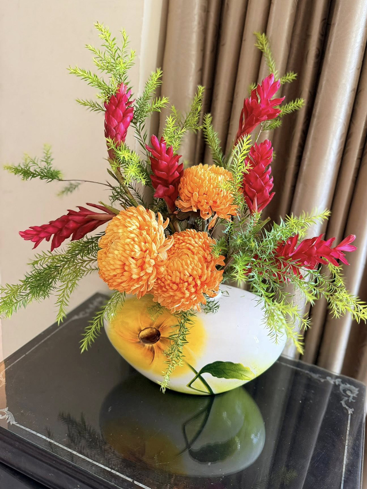 Ca sĩ Mỹ Lệ ở tuổi 54 sống viên mãn bên biệt thự 1 . 000 M2 tại TP HCM - Ảnh 8.