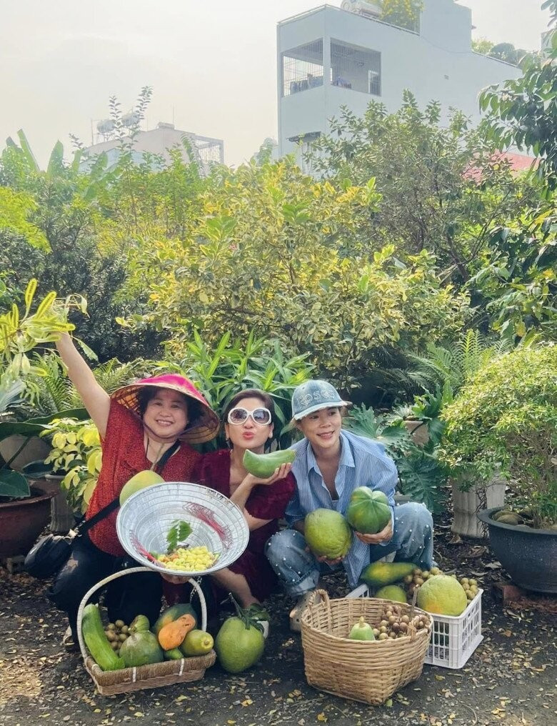 Ca sĩ Mỹ Lệ ở tuổi 54 sống viên mãn bên biệt thự 1 . 000 M2 tại TP HCM - Ảnh 17.