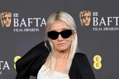 Vera Wang gây sốc trên thảm đỏ BAFTA 2026