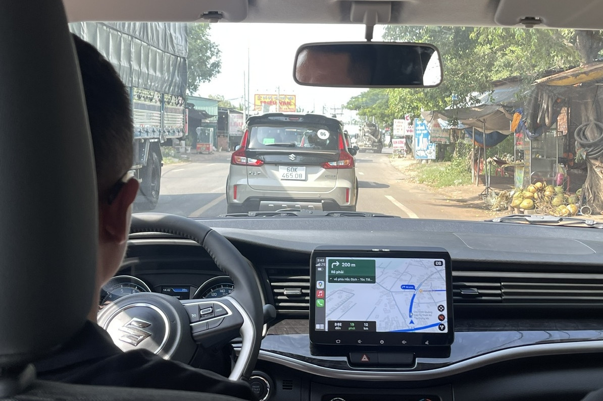 Giữ khoảng cách với phía xe trước bao nhiêu mét là đủ an toàn, tránh bị phạt?