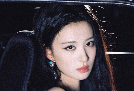 Trúng số độc đắc sau 16h30 chiều nay (26/2/2026), 3 con giáp sự nghiệp thăng tiến vượt bậc, tài lộc phủ kín đường đi