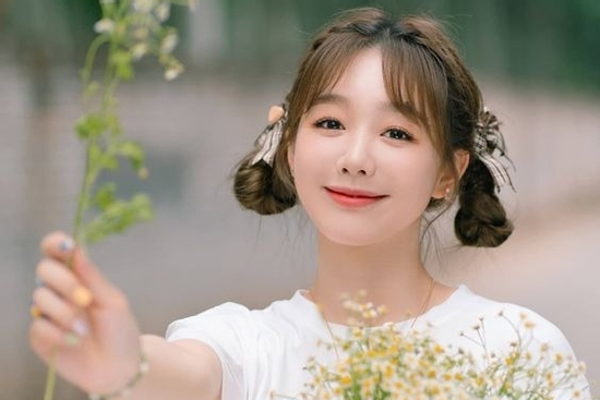 Từ ngày mai, thứ Sáu 27/2/2026, Phật Bà hiển linh phù hộ 3 con giáp 'mưa tài lộc đổ ập xuống', tình tiền đề huề