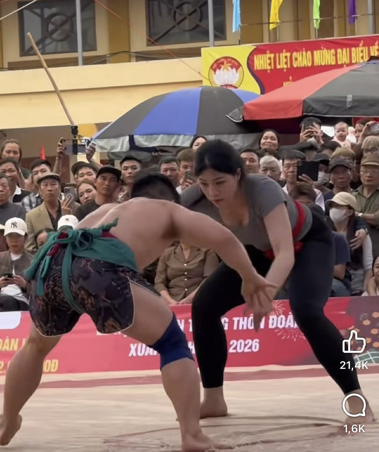 Cô gái xinh đẹp, cao 1m72