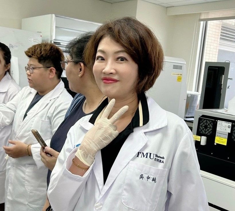 Bà Ngô Trung Thuần.