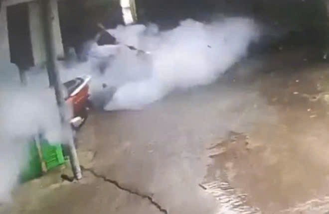 Nổ bình nén khí tại cơ sở chế biến hải sản ở TPHCM, 3 người thương vong...jpg