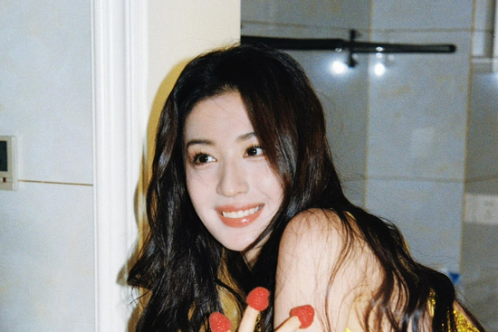 Trúng số độc đắc đúng 2 ngày liên tiếp (1/3-2/3), 3 con giáp tiền bạc kéo về trĩu túi, lộc lá rơi hết vào nhà, giàu sang bất thình lình