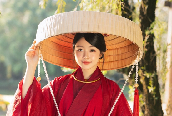 Ái nữ của Quyền Linh, Trương Ngọc Ánh: Cao lớn, xinh đẹp và khí chất vượt trội