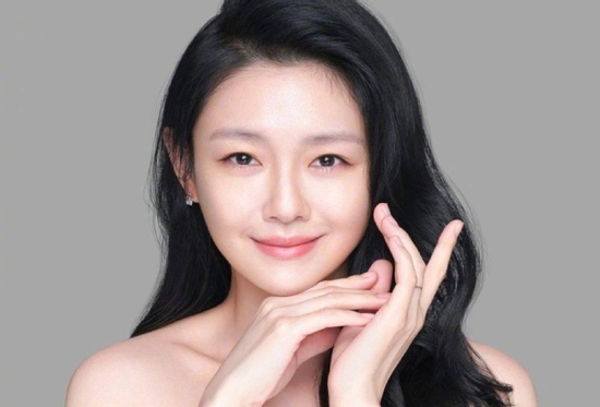 Chồng tạc tượng Từ Hy Viên, mẹ ruột khóc ngất trước tượng con gái