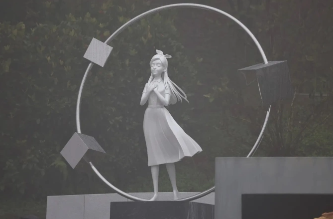 Chồng tạc tượng Từ Hy Viên, mẹ ruột khóc ngất trước tượng con gái - Ảnh 1