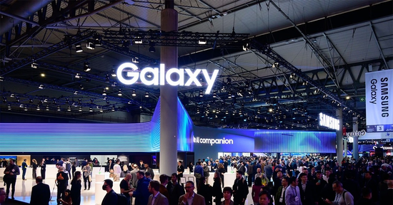 Samsung trước áp lực tăng giá Galaxy S26