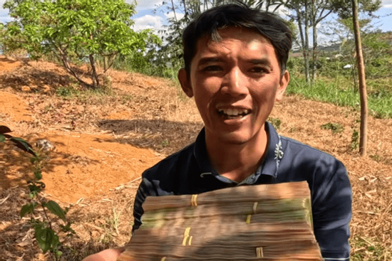 Sang Vlog công bố tiền thưởng Tết cho các thành viên trong team gây bất ngờ lớn