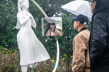 Vừa được khánh thành, bức tượng Từ Hy Viên bị khán giả nhận xét 'không hề giống'